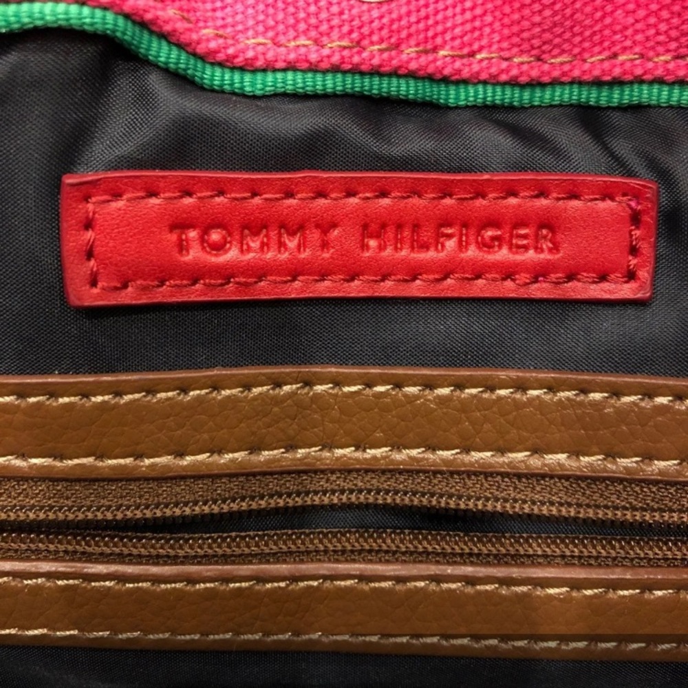 Tommy Hilfiger purse - Picture 5 of 9